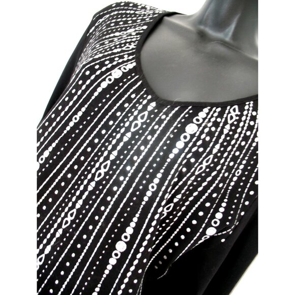 Karen Scott Tunic with Black/Silver patterned, Button down, Size Medium, NWT - Picture 8 of 11